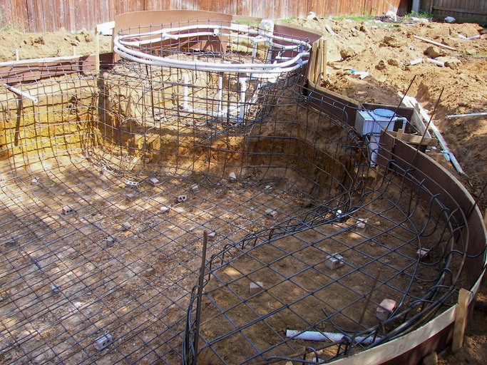 What to Expect When Building a Pool in Northeast Florida